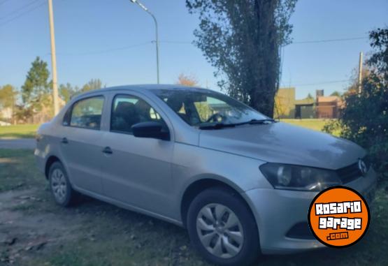 Autos - Volkswagen Voyage 2014 Nafta 250000Km - En Venta