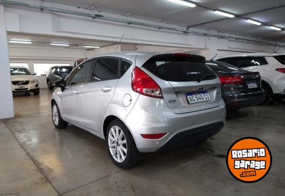 Autos - Ford FIESTA 1.6L SE 5P 2018 Nafta 76000Km - En Venta