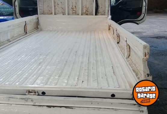 Camiones y Grúas - KIA K 2500 - TCI 2010 - MOTOR 2500. RECTIFICADO A 0KM - CAJA 3MTS - En Venta