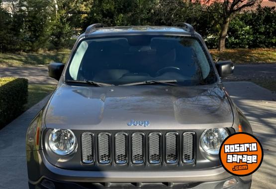 Camionetas - Chrysler Jeep Renegade 1.8 Sport 2017 Nafta 107000Km - En Venta