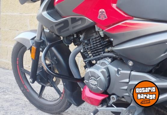 Motos - Bajaj NS 125 2023 Nafta 10474Km - En Venta