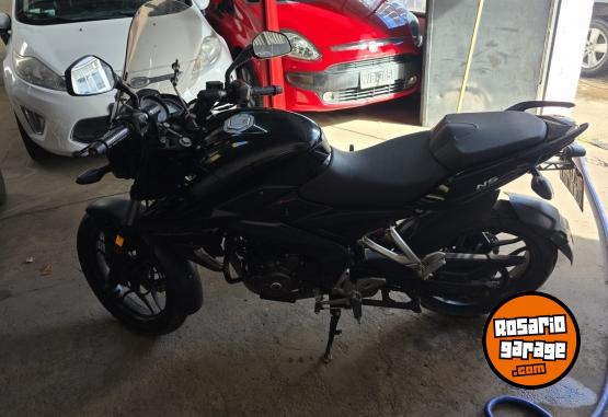 Motos - Bajaj Rouser 200 2017 Nafta 20000Km - En Venta