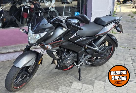 Motos - Bajaj Rouser 200 2017 Nafta 20000Km - En Venta