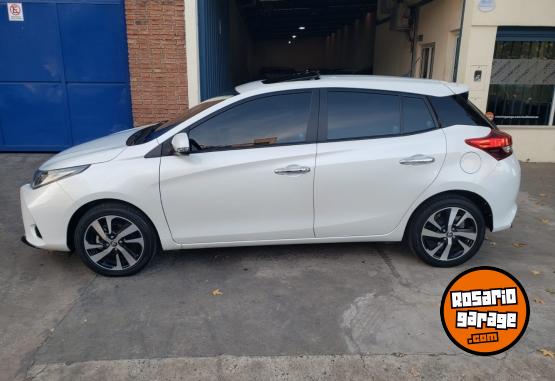 Autos - Toyota YARIS S CVT 2023 Nafta 50000Km - En Venta