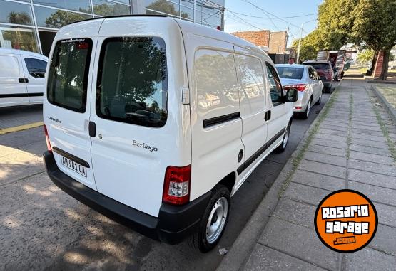 Utilitarios - Citroen BERLINGO FURGON HDI 2025 Diesel 0Km - En Venta