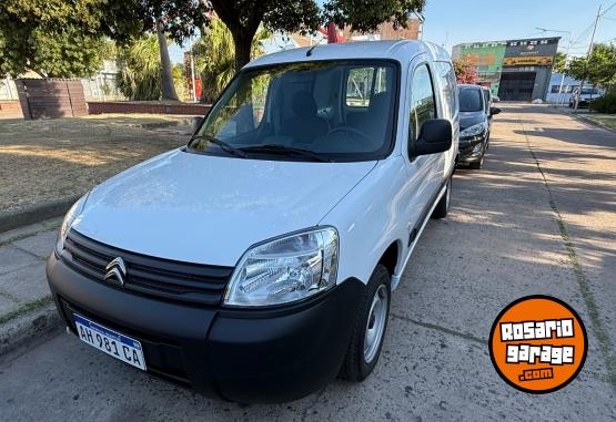 Utilitarios - Citroen BERLINGO FURGON HDI 2025 Diesel 0Km - En Venta