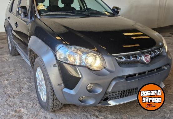 Autos - Fiat Palio We Adventure 2015 Nafta 140000Km - En Venta