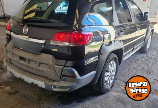 Autos - Fiat Palio We Adventure 2015 Nafta 140000Km - En Venta
