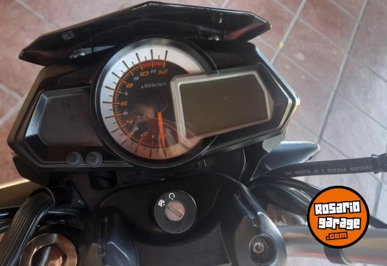Motos - Benelli Tnt 15 2023 Nafta 5400Km - En Venta