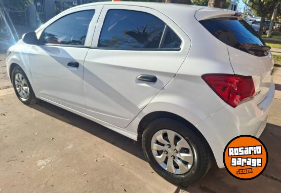 Autos - Chevrolet ONIX JOY 2022 Nafta 41500Km - En Venta