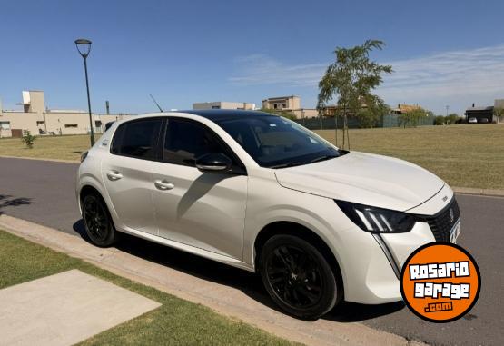 Autos - Peugeot 208 2023 Nafta 37000Km - En Venta