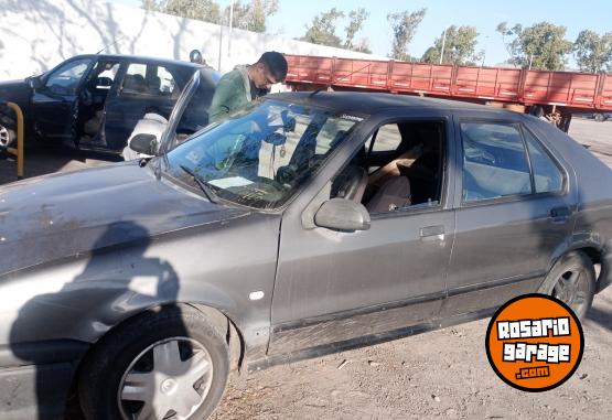 Autos - Renault 19 1994 GNC 500000Km - En Venta
