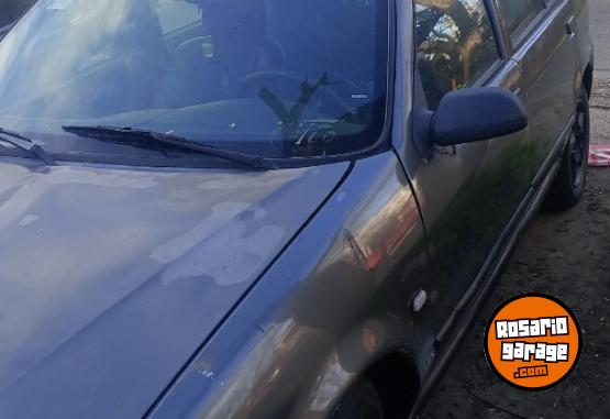 Autos - Renault 19 1994 GNC 300000Km - En Venta