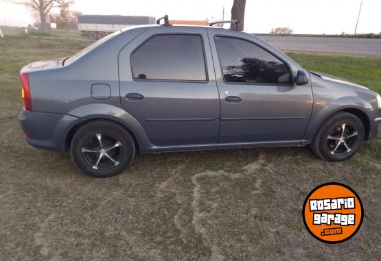 Autos - Renault Logan 2013 GNC 165000Km - En Venta