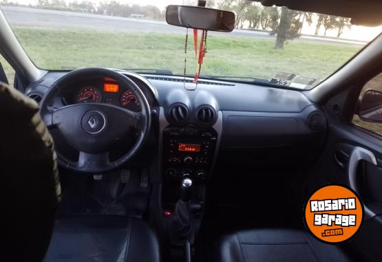 Autos - Renault Logan 2013 GNC 165000Km - En Venta