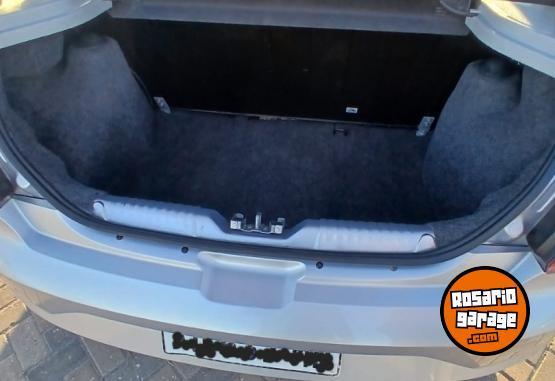 Autos - Volkswagen Gol trend trendline 2019 Nafta 68000Km - En Venta