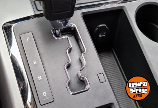 Camionetas - RAM 1500 Laramie 5.7L V8 Hemi 2019 Nafta 68800Km - En Venta