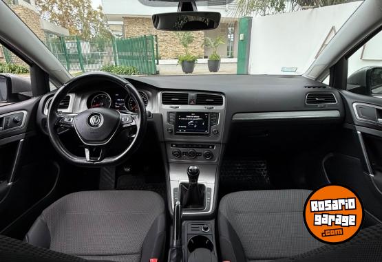 Autos - Volkswagen GOLF TSI 2017 Nafta 130000Km - En Venta