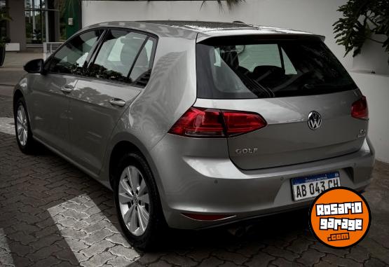 Autos - Volkswagen GOLF TSI 2017 Nafta 130000Km - En Venta