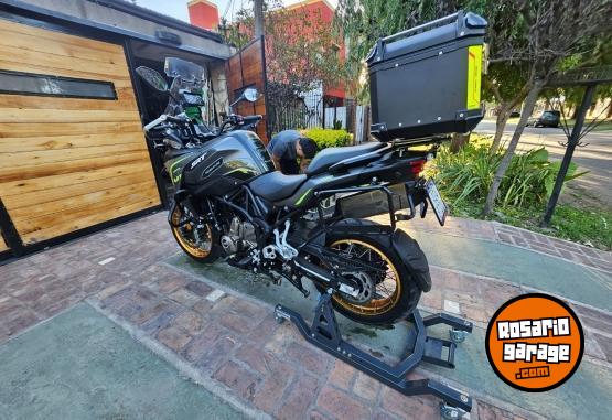 Motos - Qj Motor Srt 700 X 2025 Nafta 4500Km - En Venta