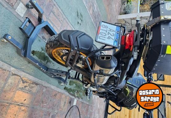 Motos - Qj Motor Srt 700 X 2025 Nafta 4500Km - En Venta