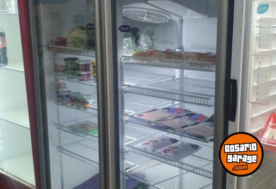 Otros - Heladera Exhibidora Vertical Inelro 2 Puertas 980 litros - En Venta