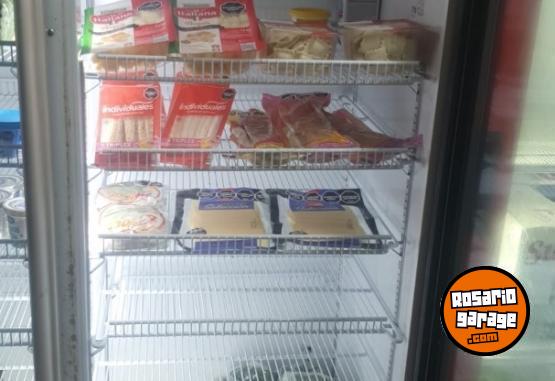 Otros - Heladera Exhibidora Vertical Inelro 2 Puertas 980 litros - En Venta