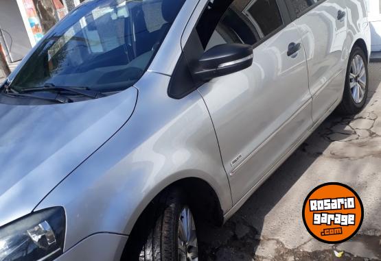 Autos - Volkswagen Suran 2014 GNC 111111Km - En Venta