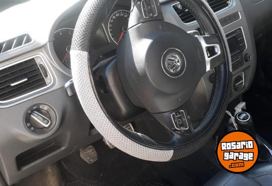 Autos - Volkswagen Suran 2014 GNC 111111Km - En Venta