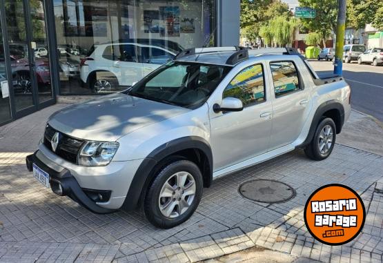 Camionetas - Renault OROCH OUTSIDER 2.0 NAV 2018 GNC 115000Km - En Venta