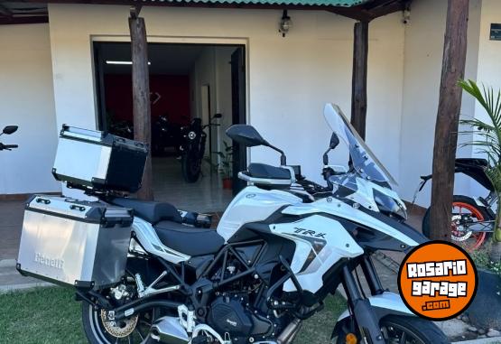 Motos - Benelli TRK 502 2024 Nafta 17000Km - En Venta