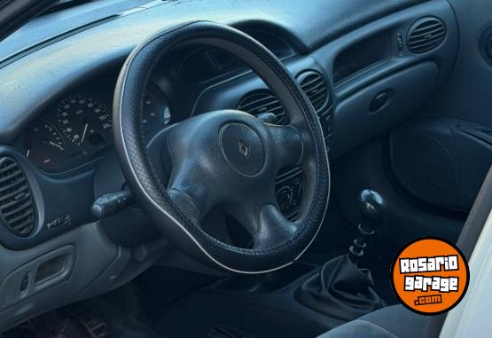 Autos - Renault Megane 1998 Nafta 160000Km - En Venta