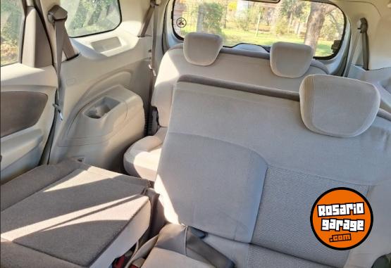 Autos - Chevrolet Spin LTZ 2013 Nafta 390000Km - En Venta