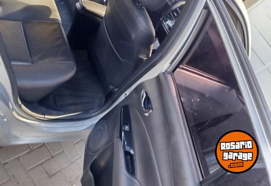 Autos - Toyota YARIS S 2020 Nafta 66100Km - En Venta