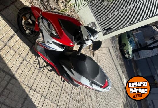 Motos - Honda Elite 2020 Nafta 14500Km - En Venta