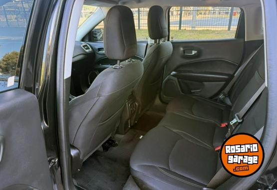 Camionetas - Nissan Jeep Compass sport AT 2019 Nafta 120000Km - En Venta