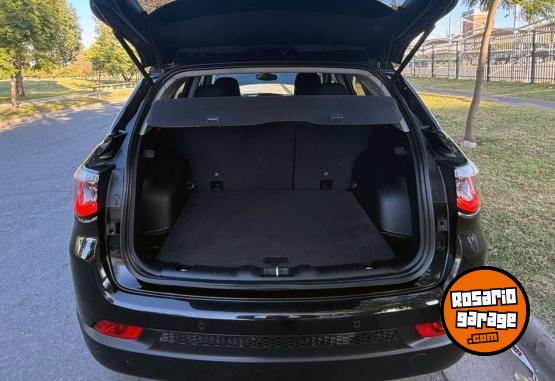 Camionetas - Nissan Jeep Compass sport AT 2019 Nafta 120000Km - En Venta