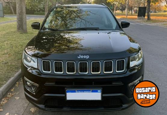 Camionetas - Nissan Jeep Compass sport AT 2019 Nafta 120000Km - En Venta