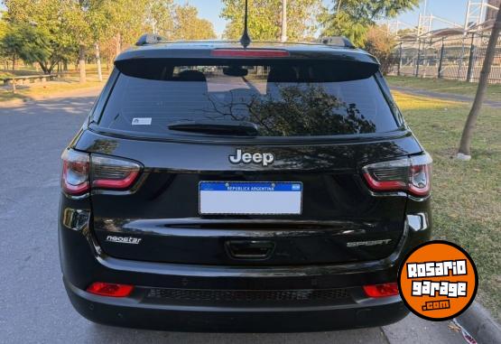 Camionetas - Nissan Jeep Compass sport AT 2019 Nafta 120000Km - En Venta