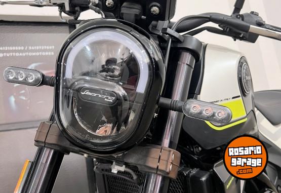 Motos - Benelli Leoncino 250 2022 Nafta 7600Km - En Venta