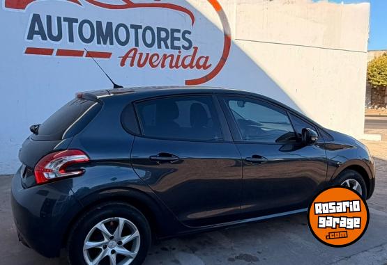 Autos - Peugeot 208 ALLURE 2013 Nafta 129425Km - En Venta