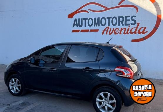 Autos - Peugeot 208 ALLURE 2013 Nafta 129425Km - En Venta