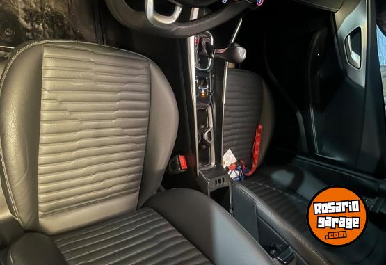Autos - Fiat FASTBACK 2025 Nafta 4500Km - En Venta