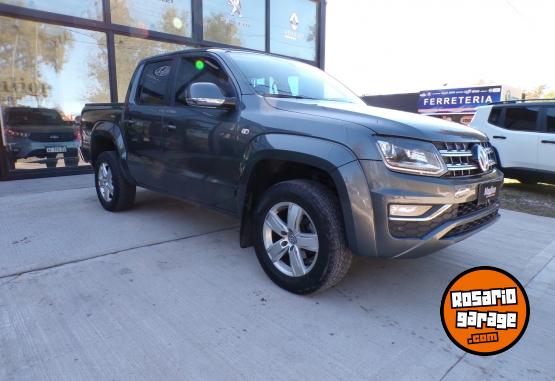 Camionetas - Volkswagen amarok highline pack 4x2 2021 Diesel 128000Km - En Venta