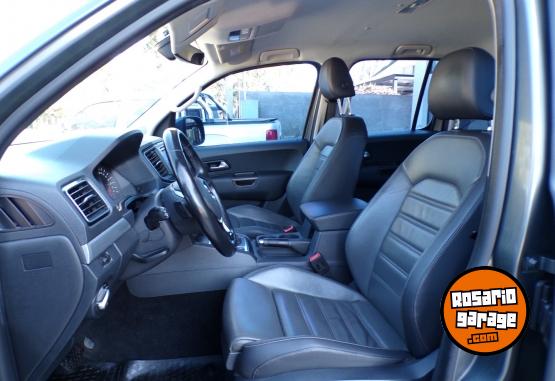 Camionetas - Volkswagen amarok highline pack 4x2 2021 Diesel 128000Km - En Venta
