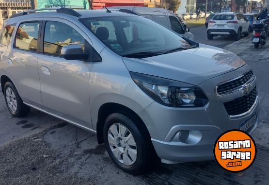 Autos - Chevrolet Spin 2016 Nafta 97000Km - En Venta
