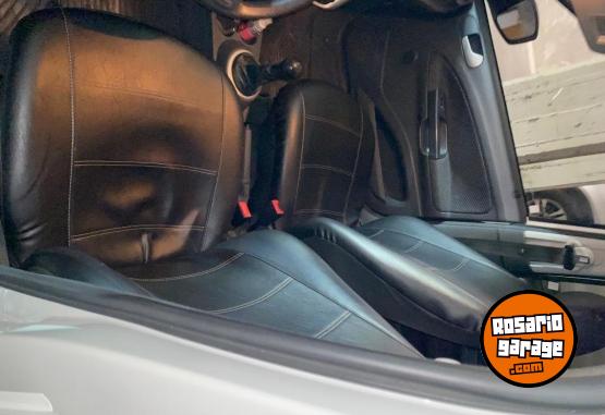 Autos - Volkswagen Gol trend 1.6 L/13 2016 Nafta 127000Km - En Venta