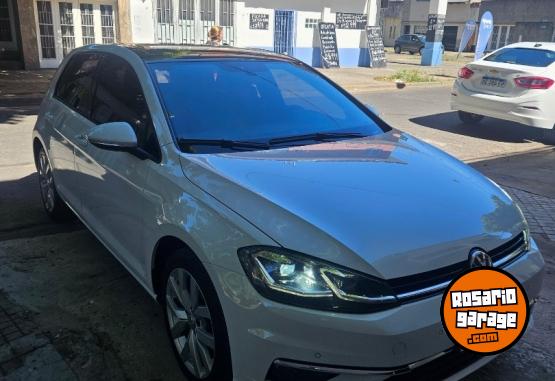 Autos - Volkswagen Golf 2021 Nafta 71000Km - En Venta