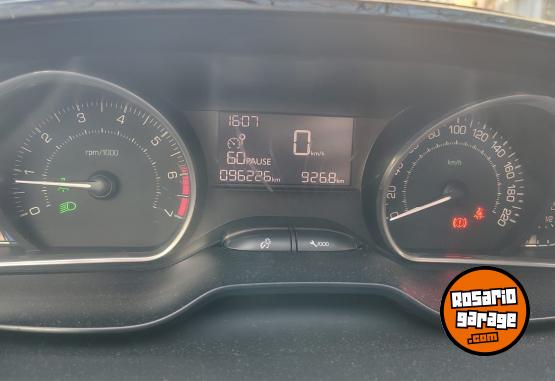 Autos - Peugeot 208 Allure to 2016 Nafta 96000Km - En Venta