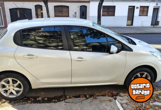 Autos - Peugeot 208 Allure to 2016 Nafta 96000Km - En Venta